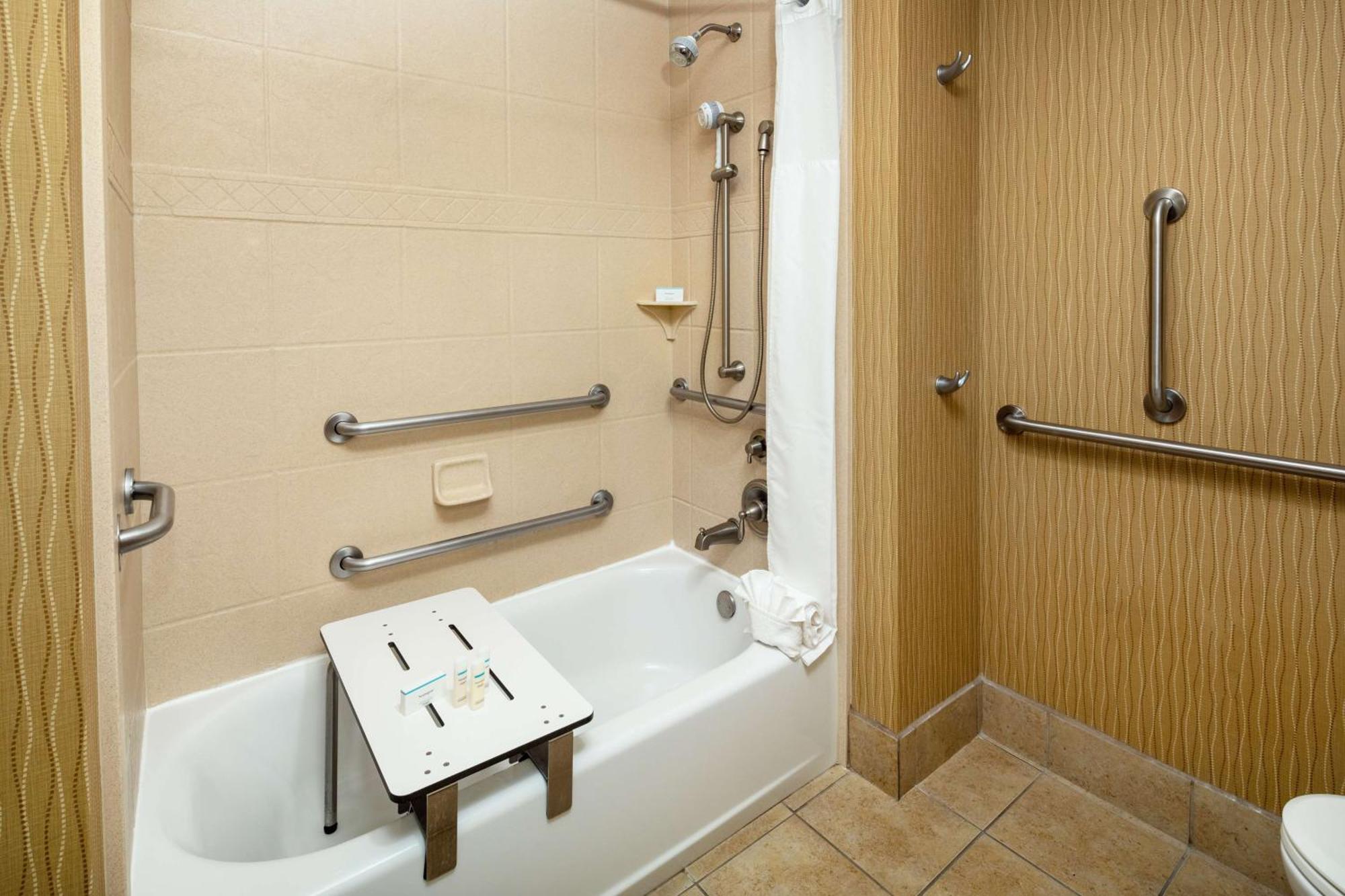 Hampton Inn & Suites Scottsdale At Talking Stick Exterior foto