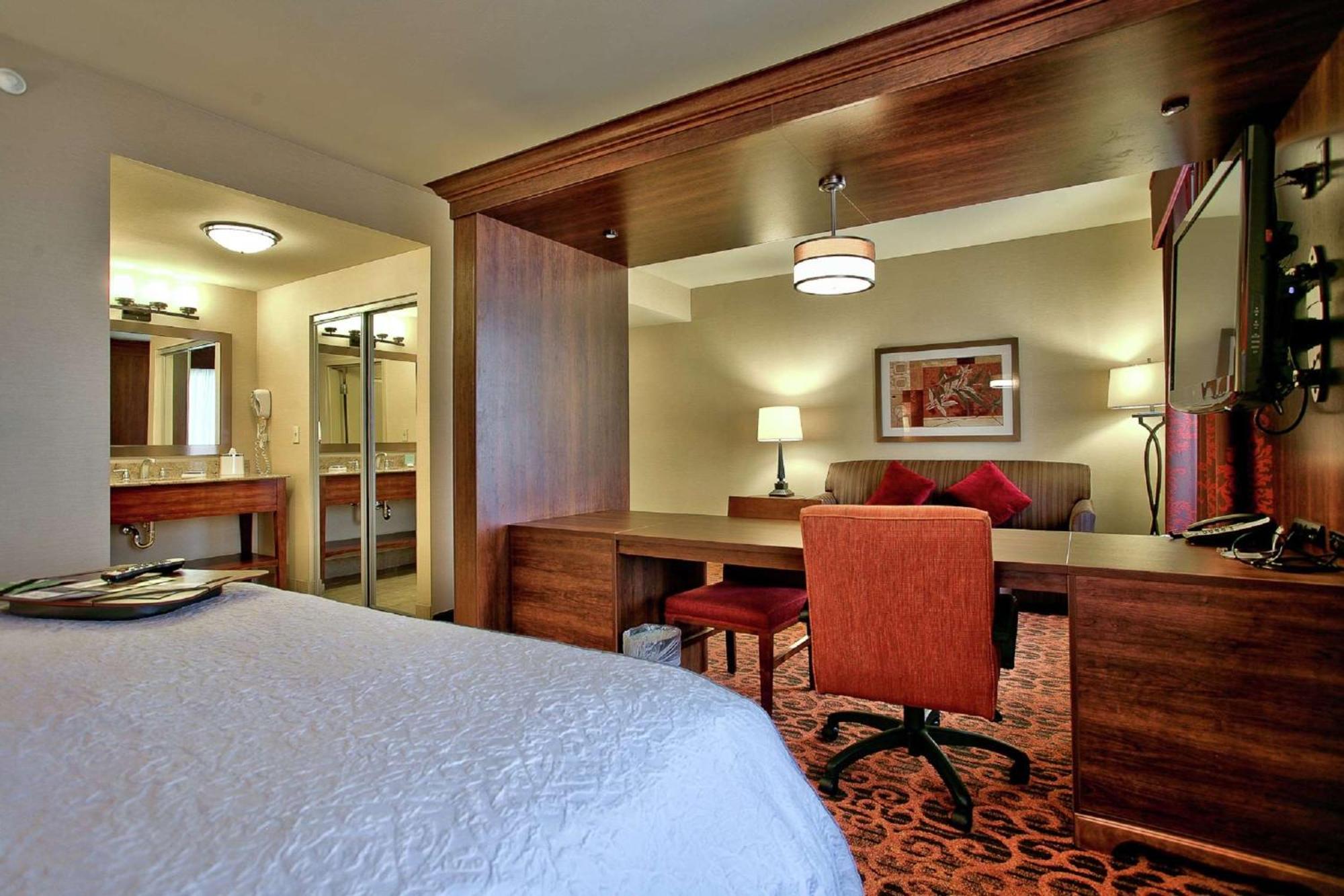 Hampton Inn & Suites Scottsdale At Talking Stick Exterior foto