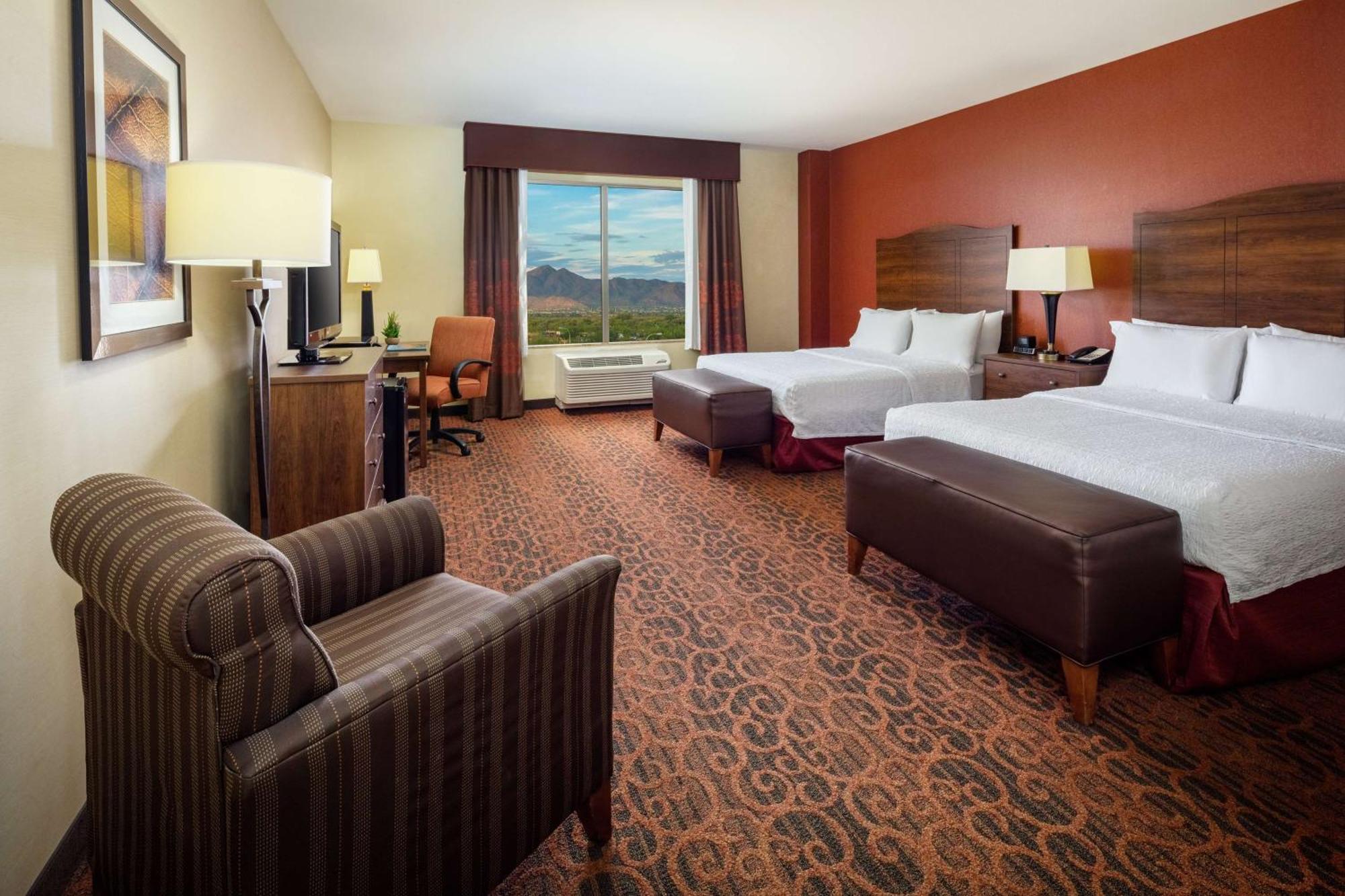 Hampton Inn & Suites Scottsdale At Talking Stick Exterior foto