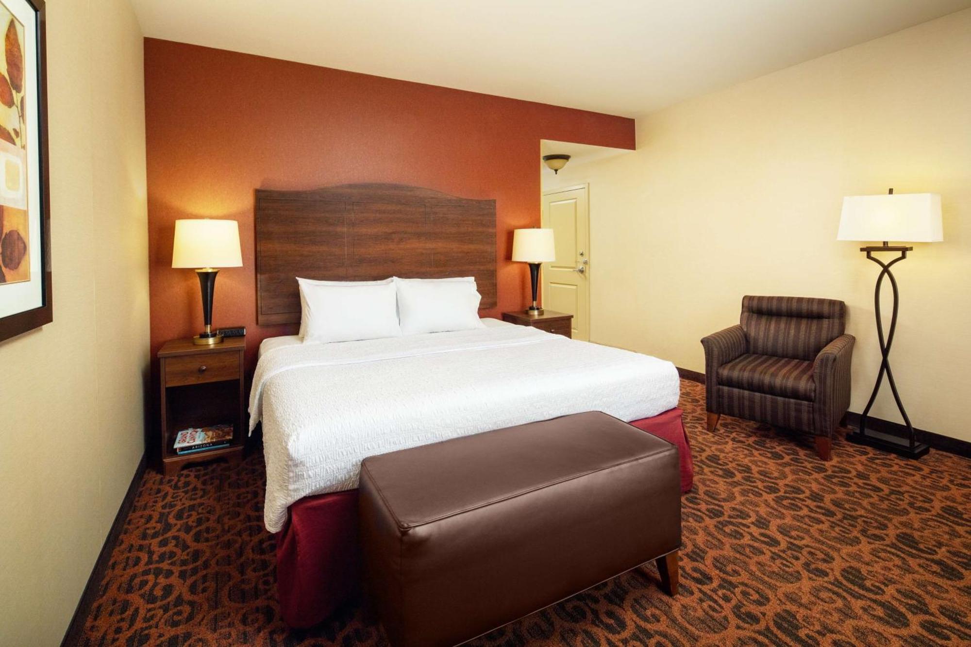 Hampton Inn & Suites Scottsdale At Talking Stick Exterior foto