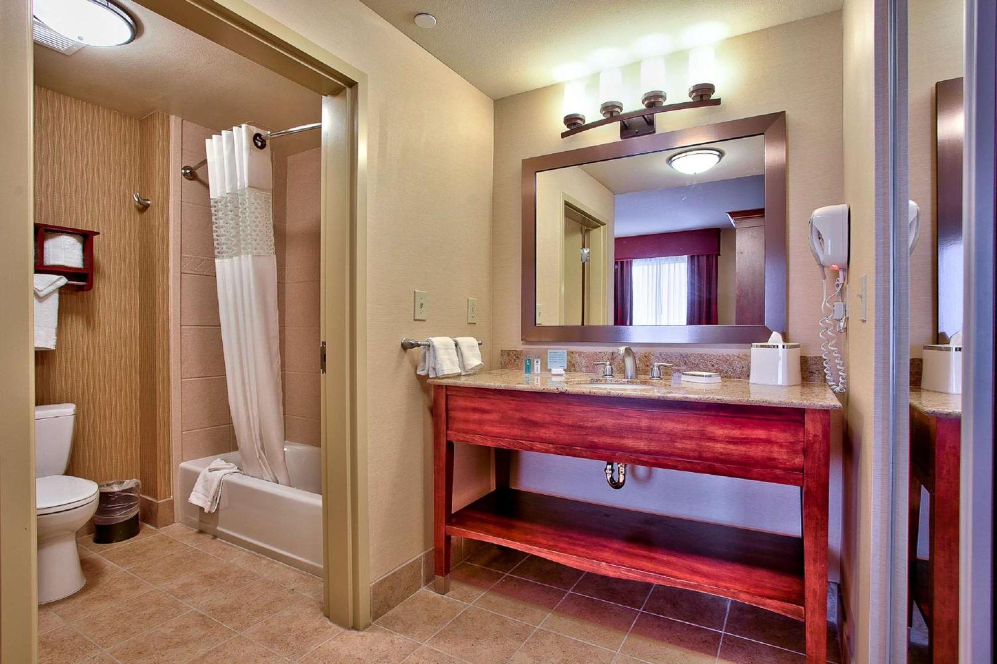 Hampton Inn & Suites Scottsdale At Talking Stick Exterior foto