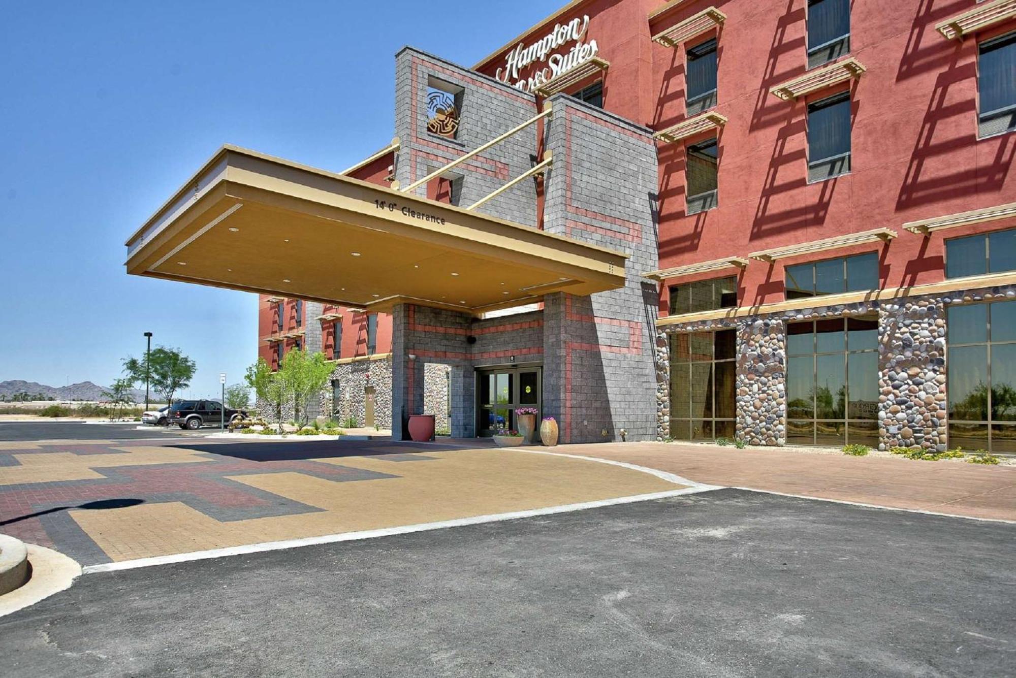 Hampton Inn & Suites Scottsdale At Talking Stick Exterior foto